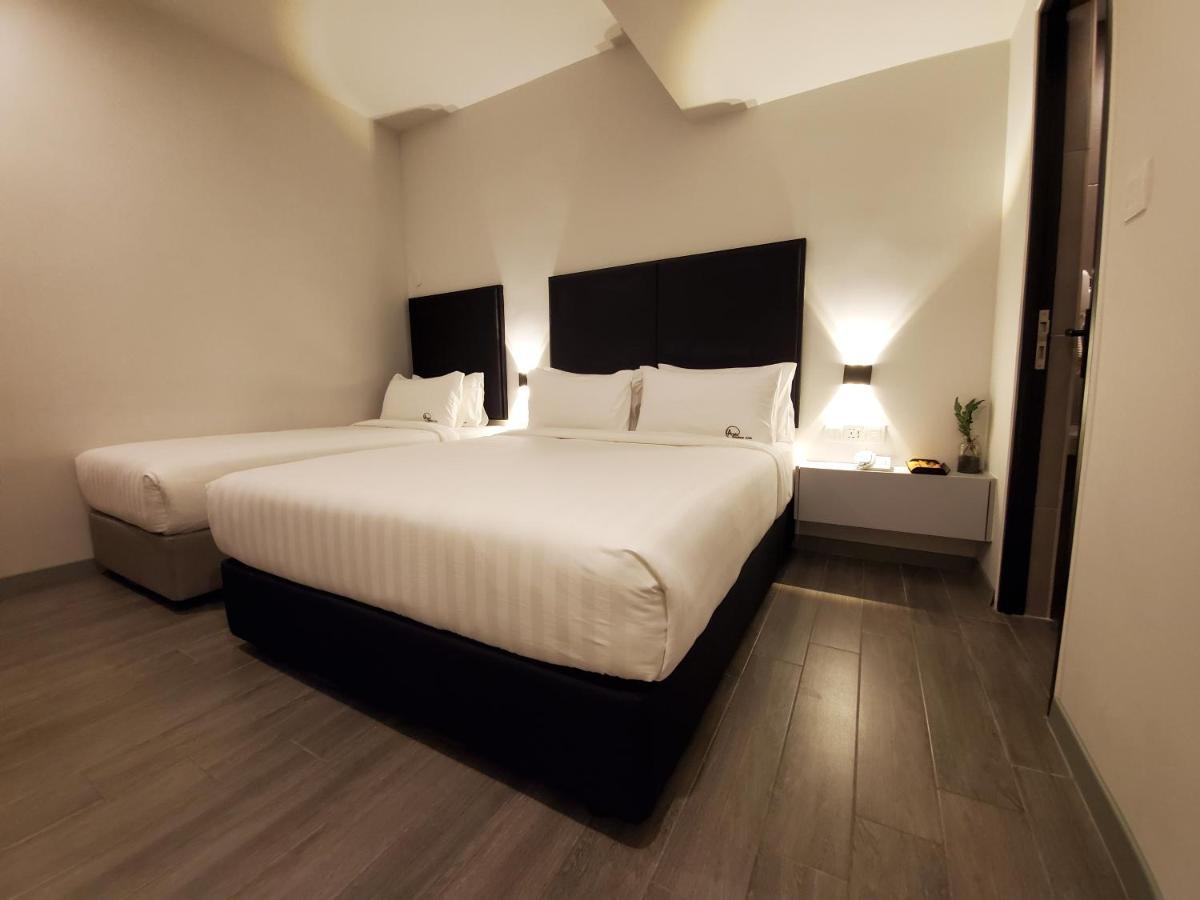 Apex Boutique Hotel @ Bandar Sunway Петалинг-Джая Экстерьер фото