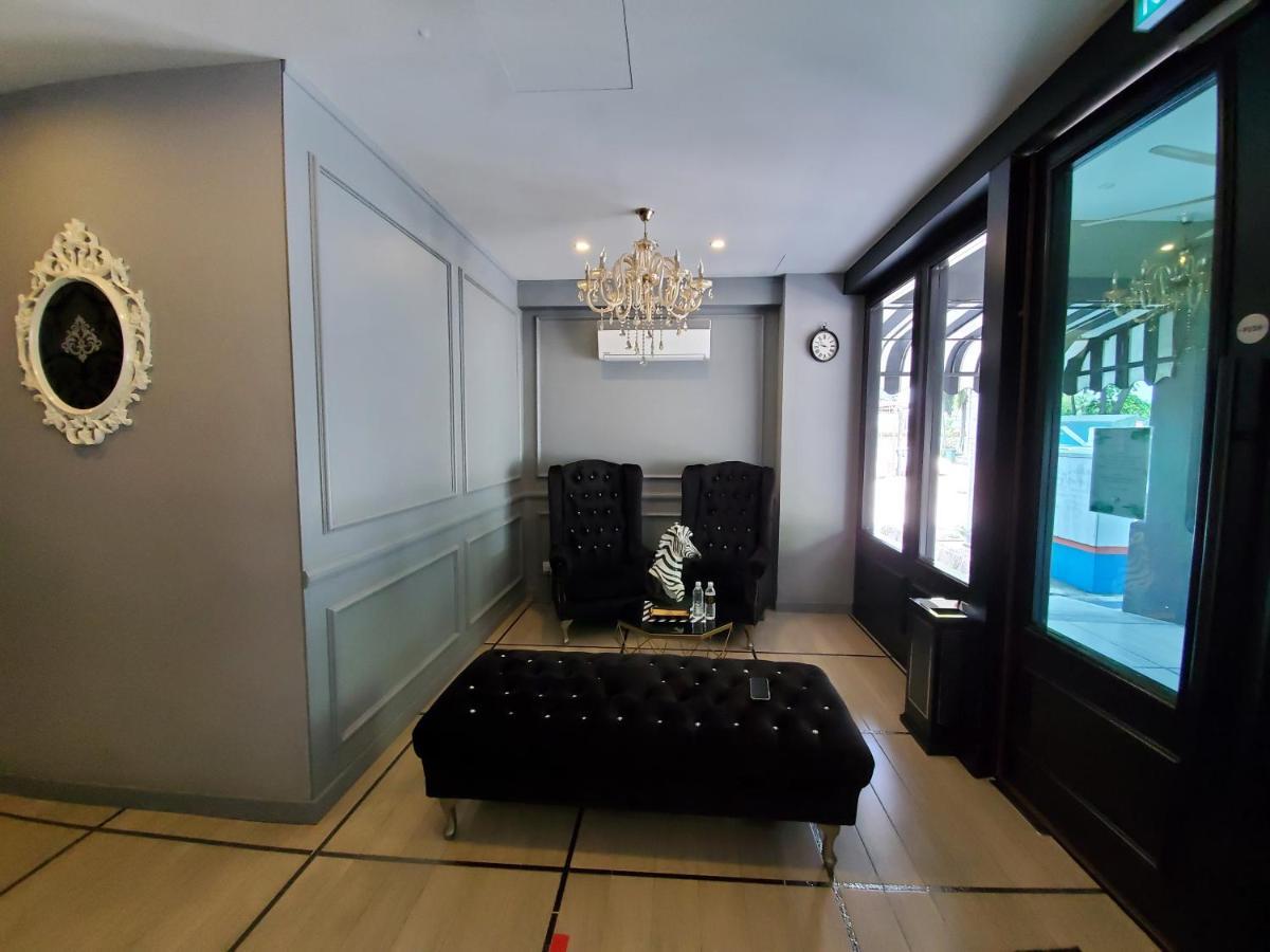Apex Boutique Hotel @ Bandar Sunway Петалинг-Джая Экстерьер фото