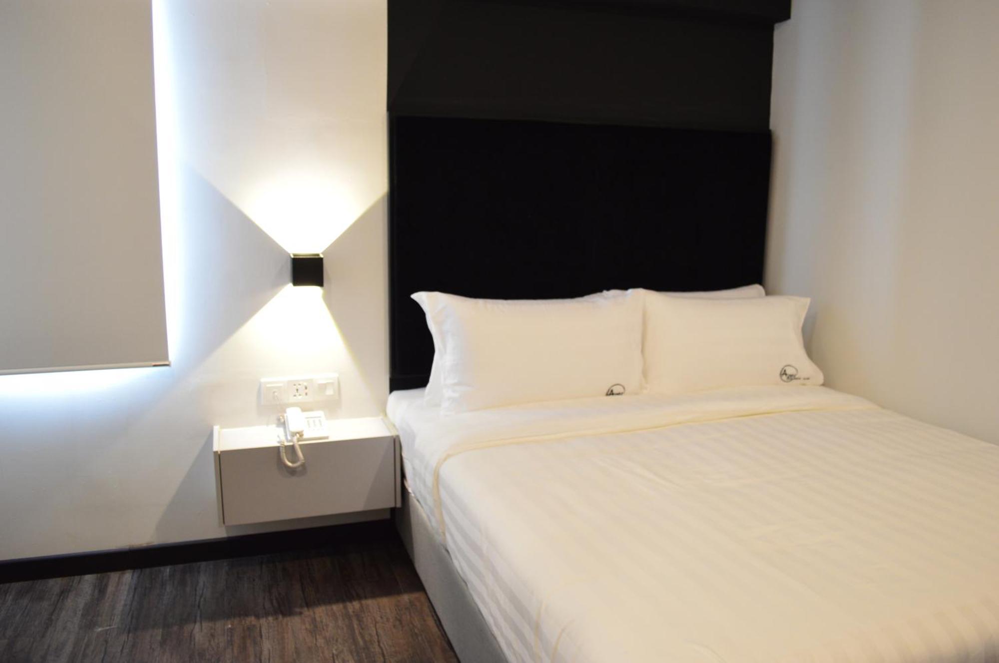 Apex Boutique Hotel @ Bandar Sunway Петалинг-Джая Экстерьер фото